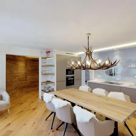 Di Roz アパート サンモリッツ